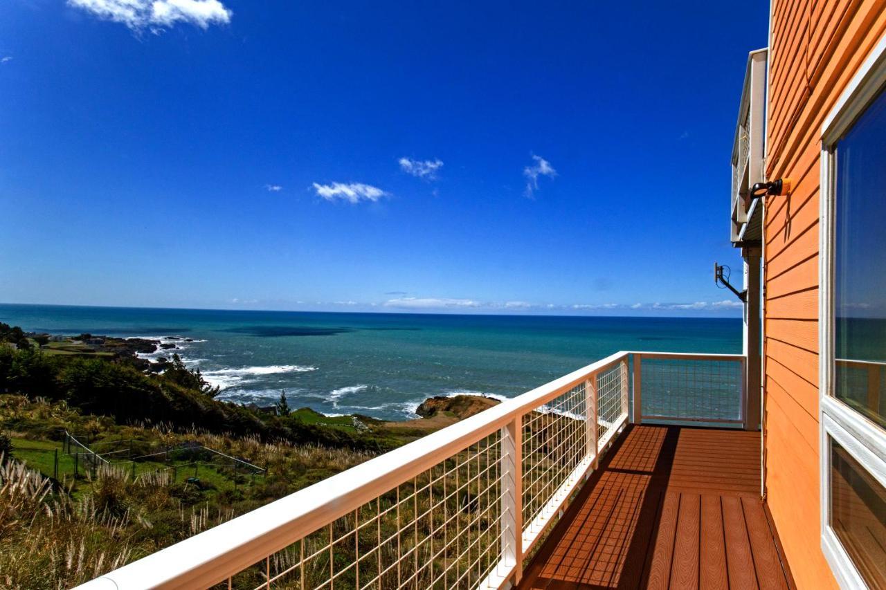 Amazing Oceanview 2 Bedroom Oceanfront! By Oceanviewhottubs Shelter Cove, Ca Tesla Ev Station Exterior foto
